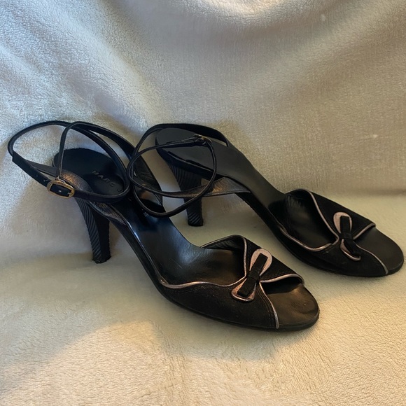 MARC JACOBS black heels - Picture 2 of 4